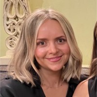 383 Employee Amy Brooks's profile photo