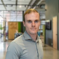Max Krüger Email