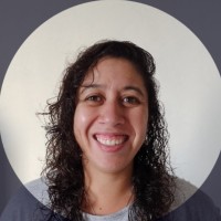 Claudia Quinteros Email
