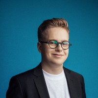 Adam Bednář Email
