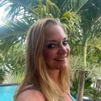 Winanda van der Steen Email