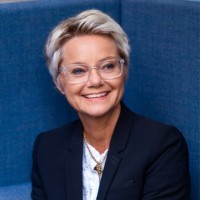 Nicola Bates Email & Phone Number