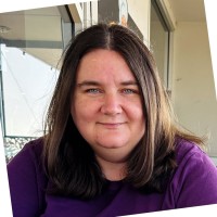 Bronwyn Kutzka Email