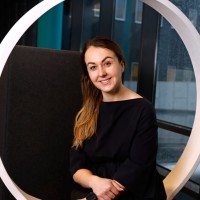 Bara Hlynsdottir Email
