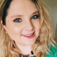 Coldwell Banker Professional Group Employee Rashelle Newmyer's profile photo