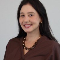 Stefani Shirazawa Email