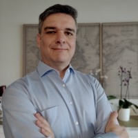 E-mail e número de telefone de André Amaral
