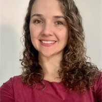 Simoni Oliveira Email