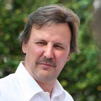 Nikolaus Demont Email