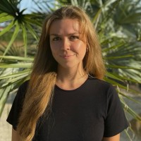 Claudia MacVeigh Email