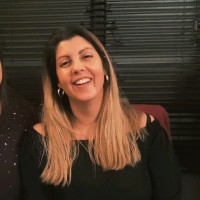 Débora Candeias Email
