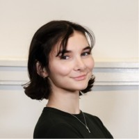 STONE AND STRAND Employee Portia Kitner's profile photo