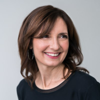 Next Insurance Employee Susan Sobbott's profile photo