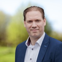 Alexander Hoos Email