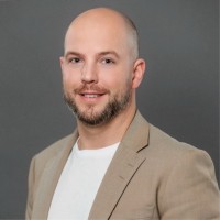 Christopher Geller Email
