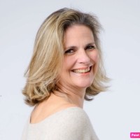 LLOYD & DAVIS Employee Isabelle Carbillet's profile photo