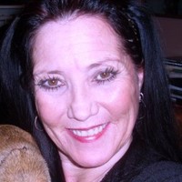 Gwen Wagner Email & Phone Number