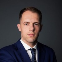 Mikołaj Kwiecień Email