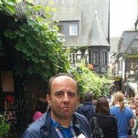 AMH Employee Achim Werthebach's profile photo