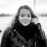 Esmée de Waal Email