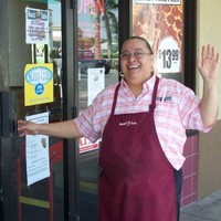 Round Table Pizza Employee Kris Ochoa's profile photo