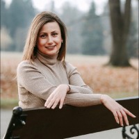 Mihaela Ivanova Email
