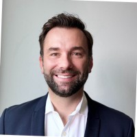 Simon Rüttger Email