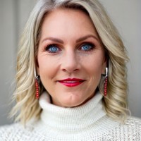 Susan Rogge-Adyniec Email & Phone Number