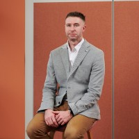 JLL Employee Jonathan Deans's profile photo