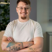 Mykola Mishchenko Email