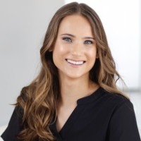 Zuzanna Fernandez Email & Phone Number
