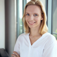 Nina Geiss Email & Phone Number