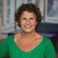 Fianne Lindenaar Email