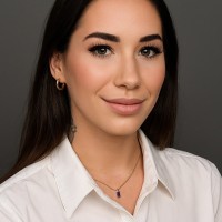 AirMason Employee Holly Bryski's profile photo