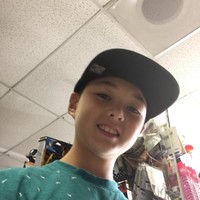 Bron Tapes Employee Viktor Trinh's profile photo