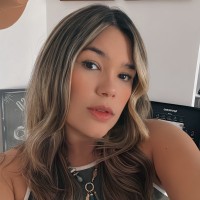 Sem Codar Employee Thaís Solano's profile photo
