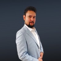 Roberto Miranda Email