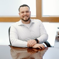 Taylor Williams Email & Phone Number