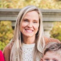 Hello Alpha Employee Shannon Lyon's profile photo