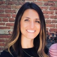 Olivia Hallquist Email & Phone Number