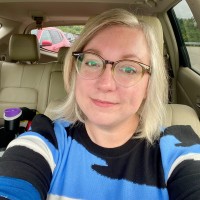 Lisa Mount Email & Phone Number