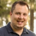 E-mail e número de telefone de John Lamont