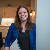 Annie Gloutnay Email & Phone Number