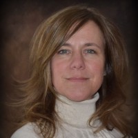 Heather Arracue Email