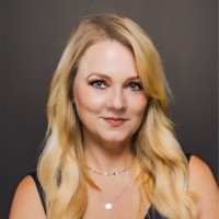 Udemy Employee Pamela Marsh's profile photo