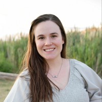 Elise Kinghorn Email