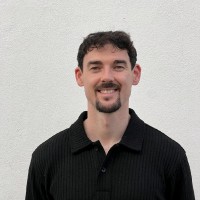 Dermot McGuigan Email