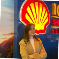 Elif Akın Email