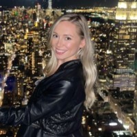 Mirror Show Management Employee Courtney Bradbury's profile photo