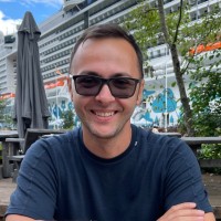 synvert Employee Dan Vaida's profile photo